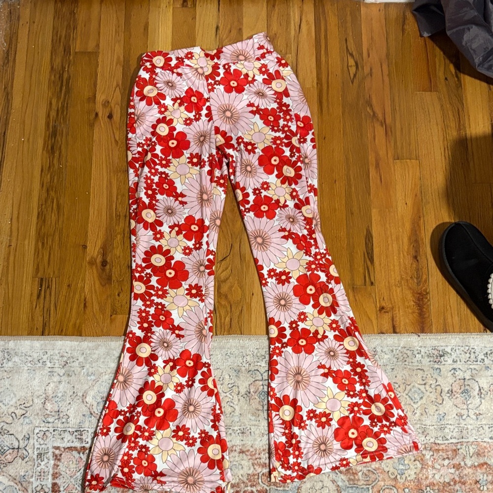 Floral Bell-Bottom Pants - Picture 3 of 3